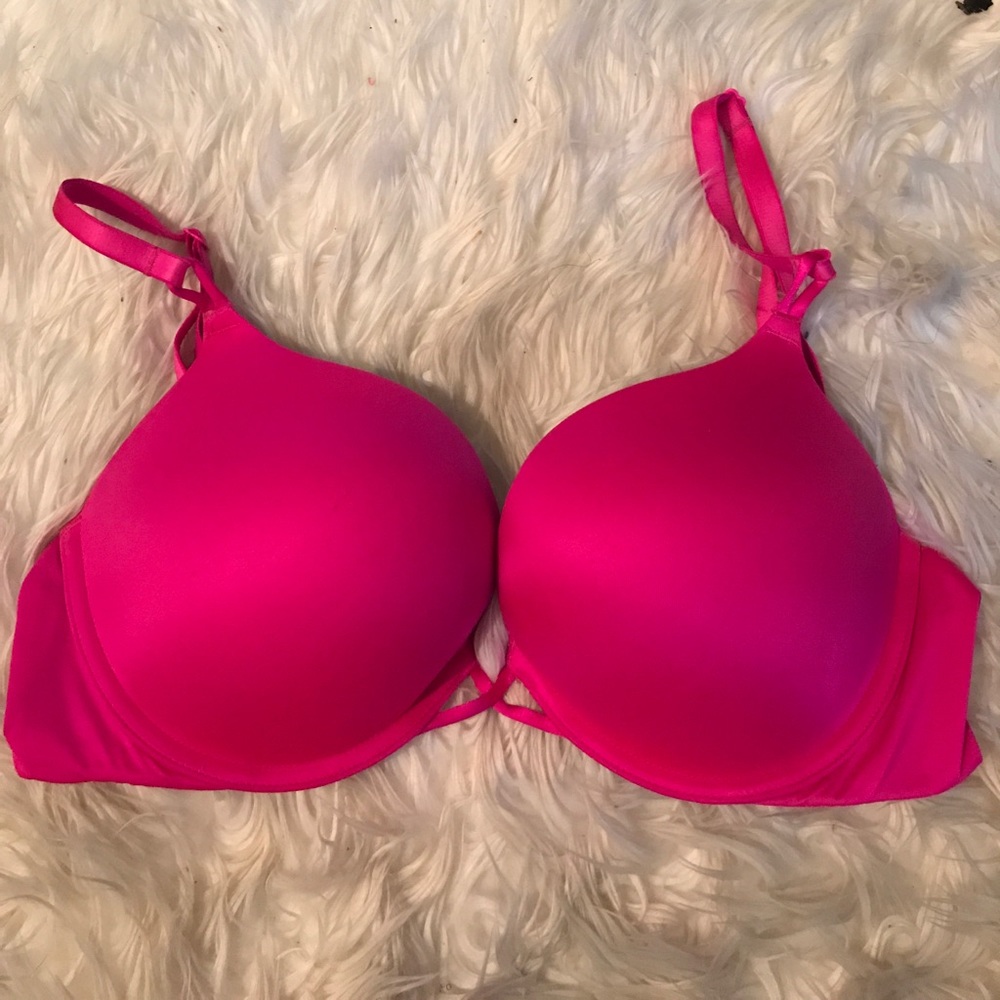 Victoria Secret Bombshell Bra