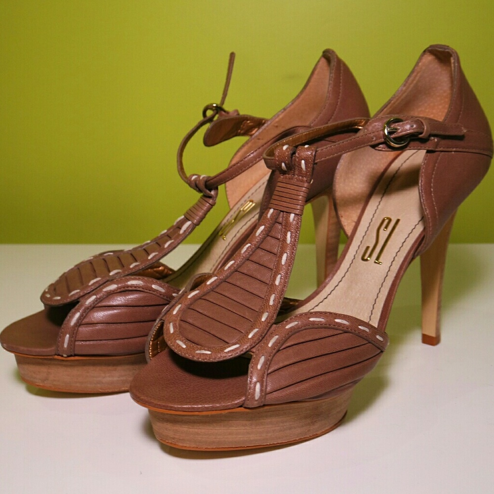 NEW Platform Sandals
