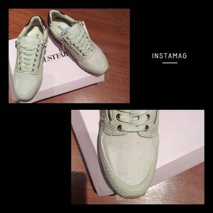 ♥️ Faux Leather & Suede Sneakers NEW ♥️