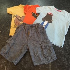 4 piece lot with 3 t-shirts and denim cargo shorts