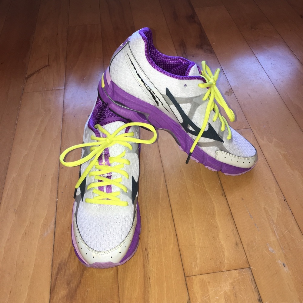 Mizuno Wave Rider 17