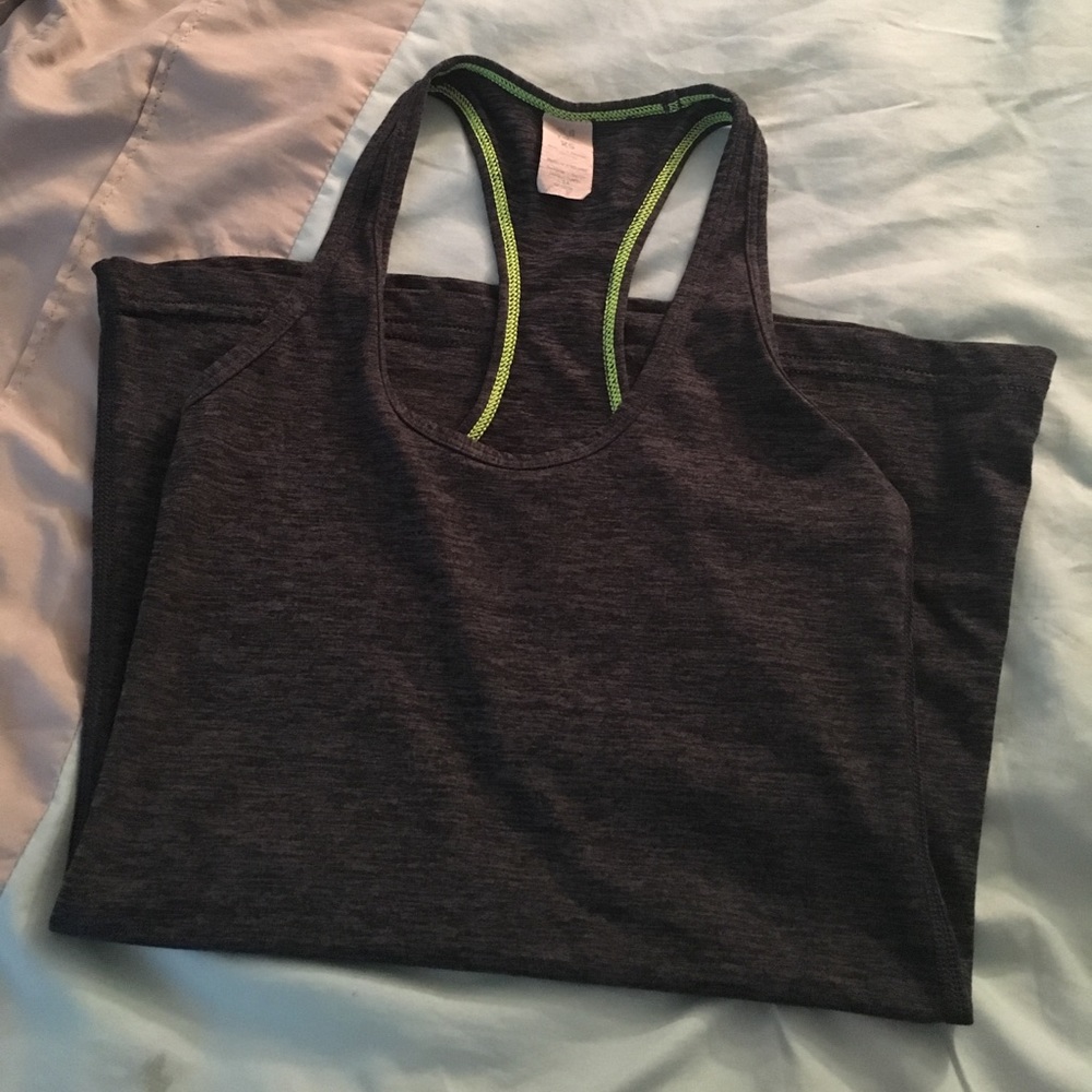 Via Prive gray workout tank size xs