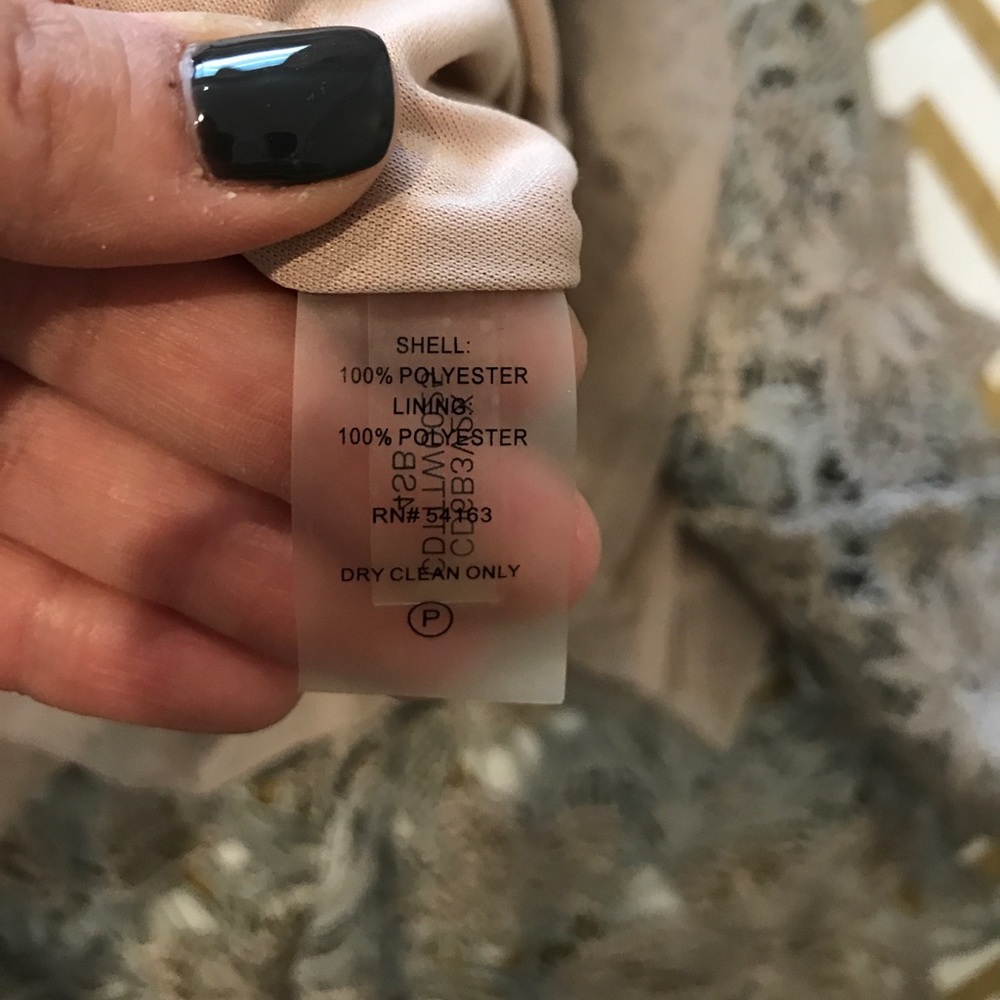 Evening dress - Picture 7 of 7