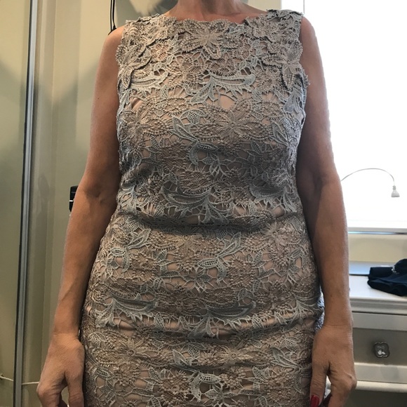 Evening dress - Picture 5 of 7