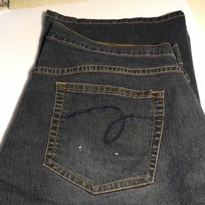 Avenue Denim Lite Bootleg Jeans