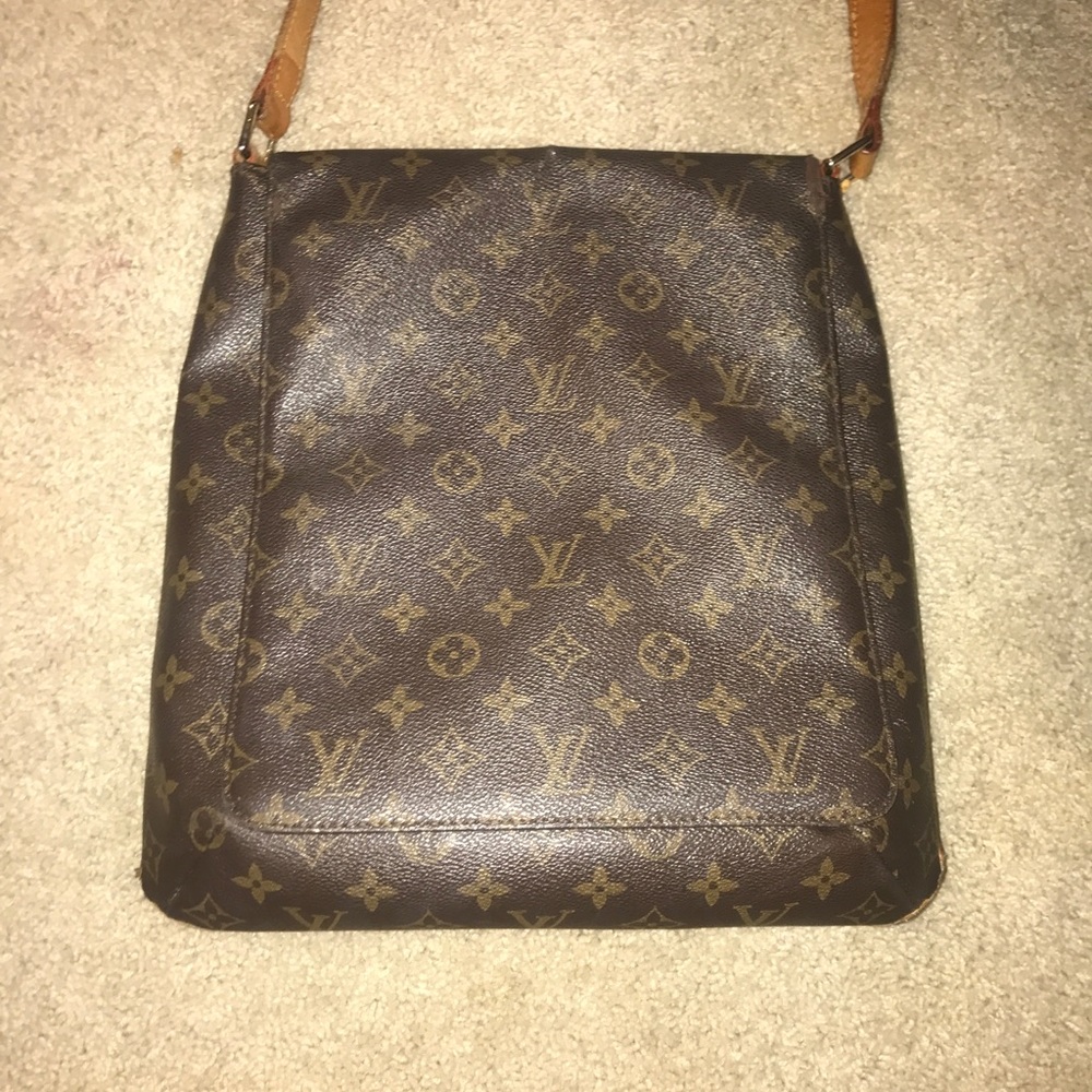 Louis Vuitton bag