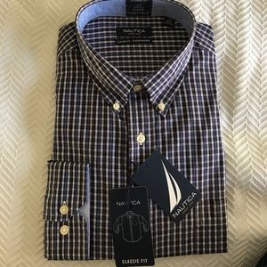 NAUTICA Dress Shirt. Size 17-34-35. NWT.
