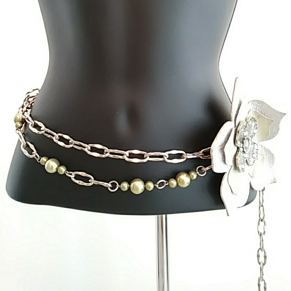 bebe Leather Flower Belt