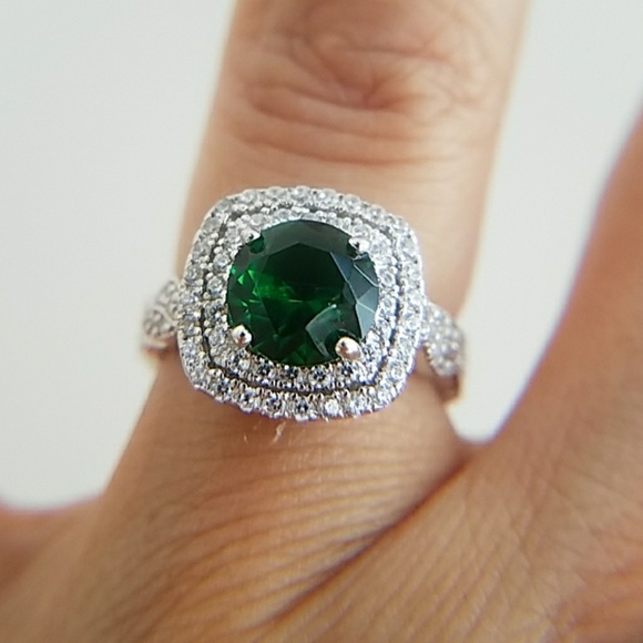 14K WhiteGold plated Emerald Green Engagement Ring - Picture 7 of 8