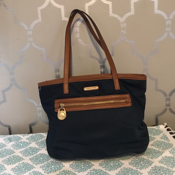 Michael Kors Handbags - Michael Kors Nylon tote