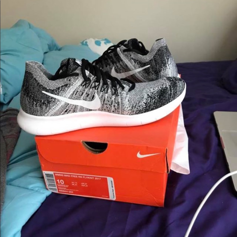Nike Sneakers