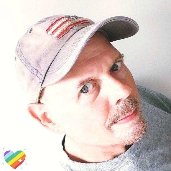 Meet your Posher, Cliff - Picture 1 of 1