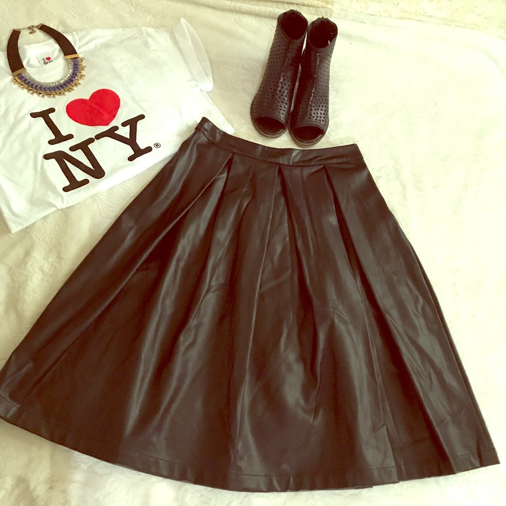 Faux Leather high waisted Midi