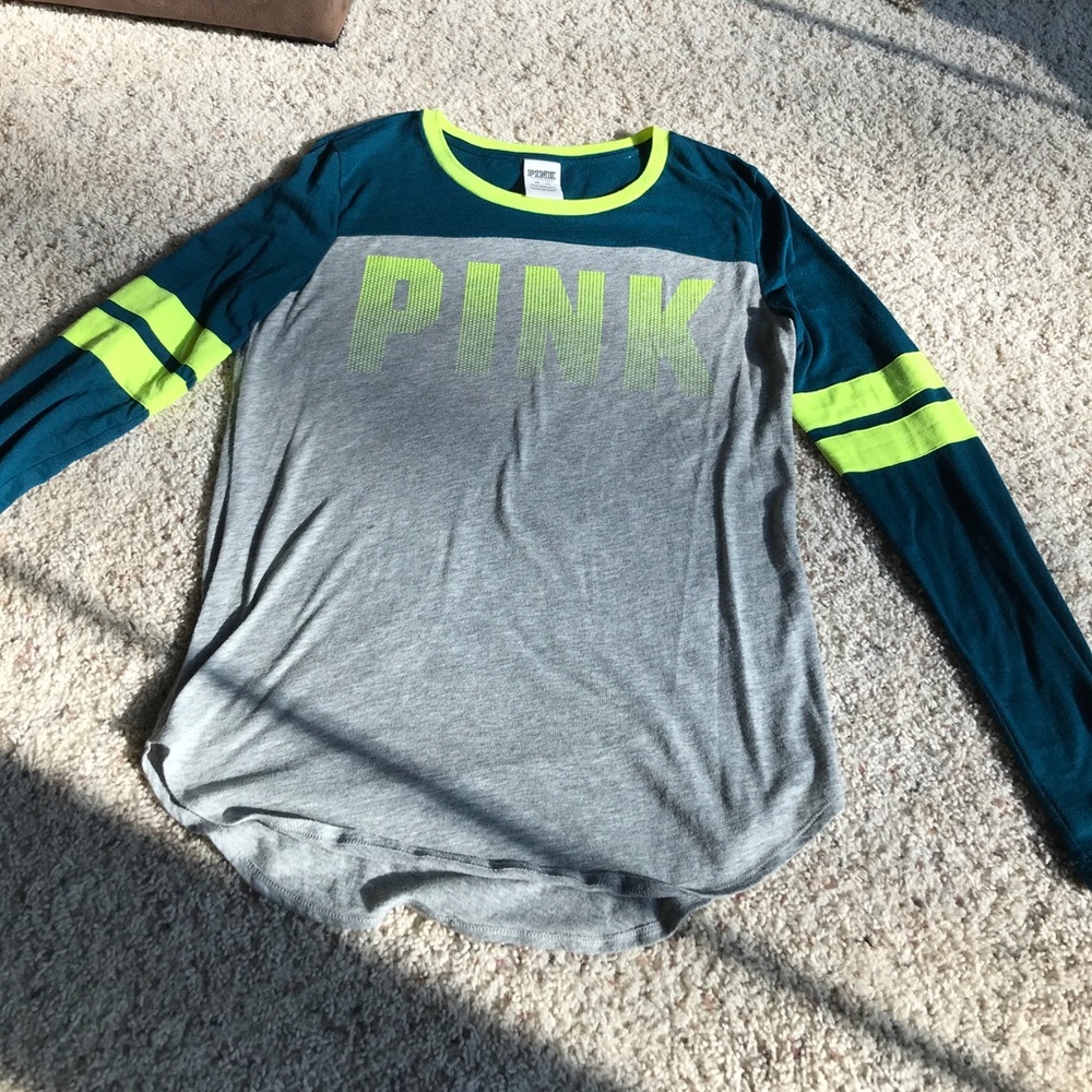 Victoria’s Secret PINK long sleeve tee