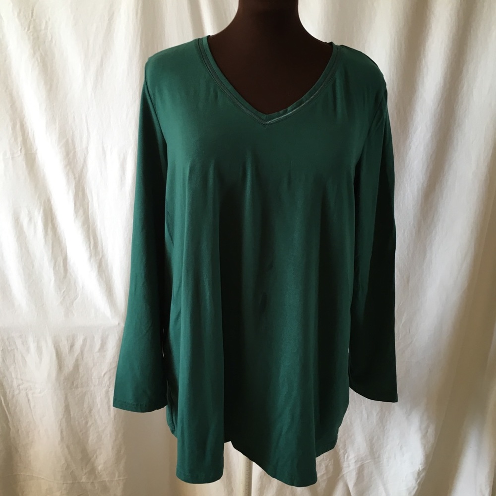Avenue brand Your Tee size 22/24