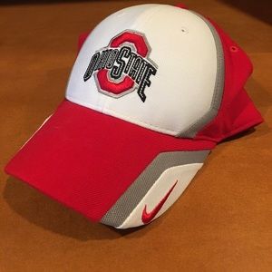 ❤️ Nike OHIO STATE UNIVERSITY OSU Baseball Hat ❤️