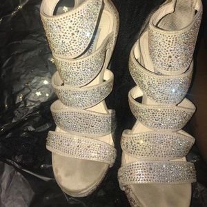 Used Steve Madden pumps Bling