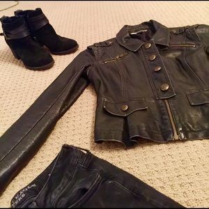 Sans Souci Black button-up leather jacket
