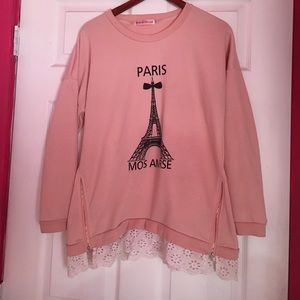 🎀Trendy/Cute oversized Paris sweater🎀