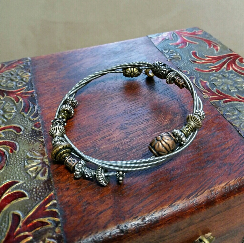Bass Guitar String Beaded Bracelet, Small