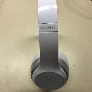 Beats Solo3 Wireless Headphones