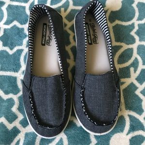 ✨Dark Grey Faded Glory Memory Foam Shoes. size 8.