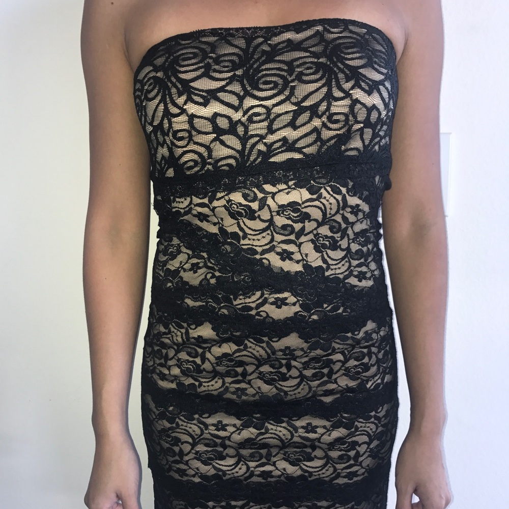 Bebe Black & Cream Lace Dress