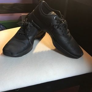 Nike All Black Air Max Thea Ultra