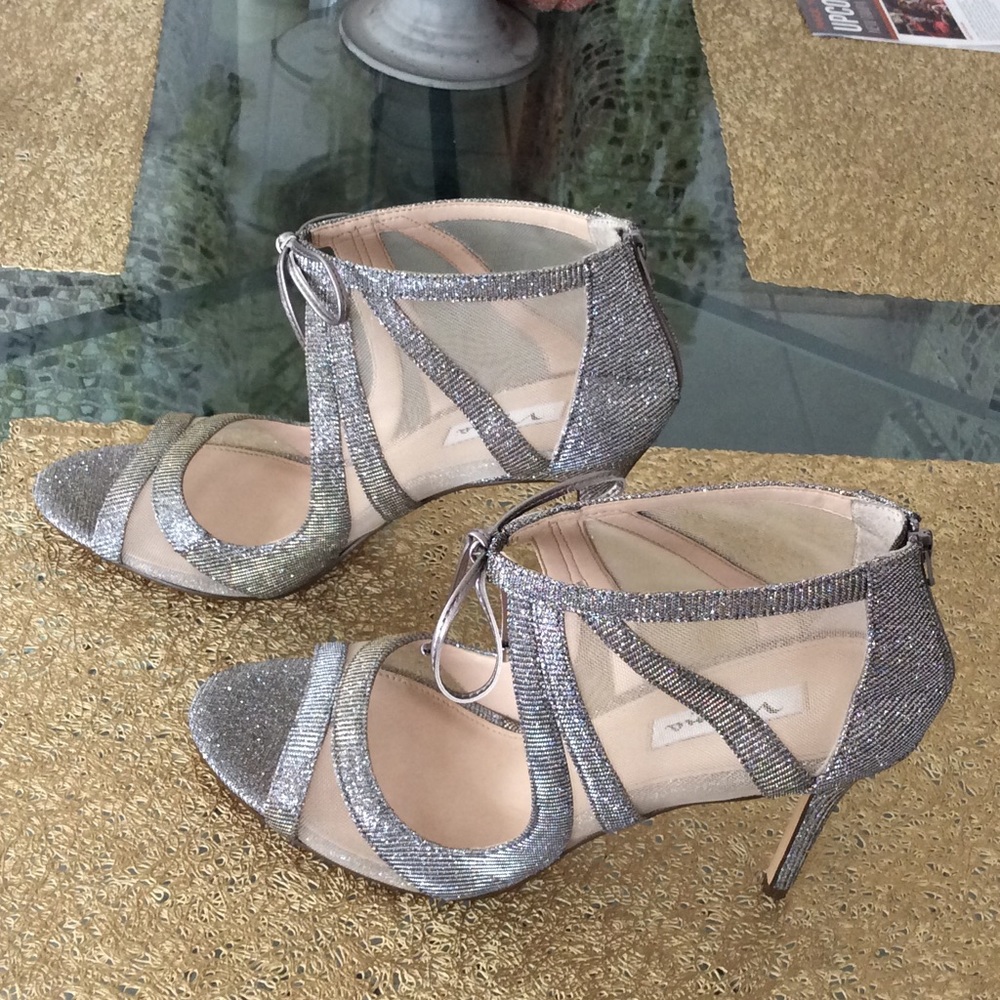 Evening shoes