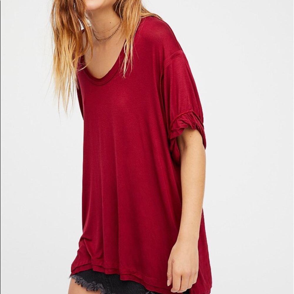 Easy and effortless tee in an oversized silhouette