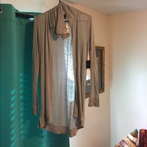 Linen gray outerwear with hood