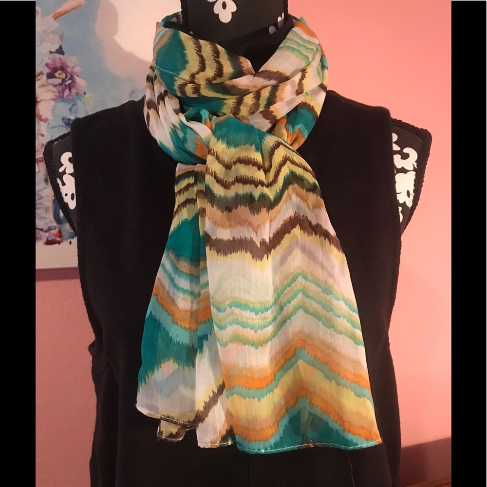 CHEVRON SCARF!