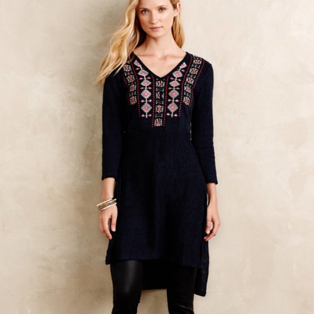 ANTHRO Akemi + Kin Savin Tunic
