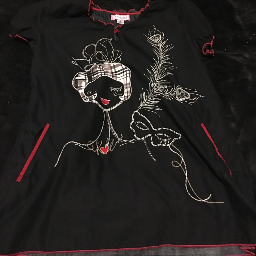Women’s Koi Scrub Top M