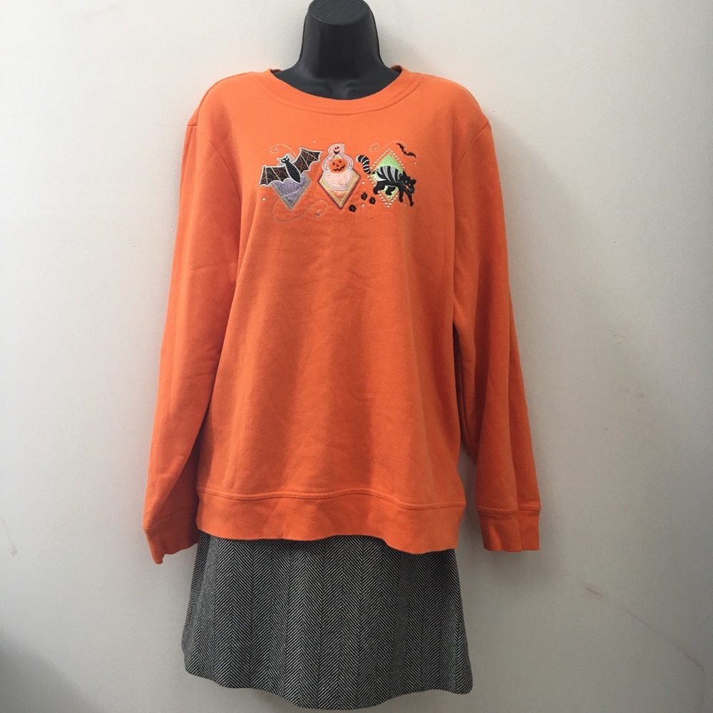 Halloween fleece crew sweatshirt 🎃