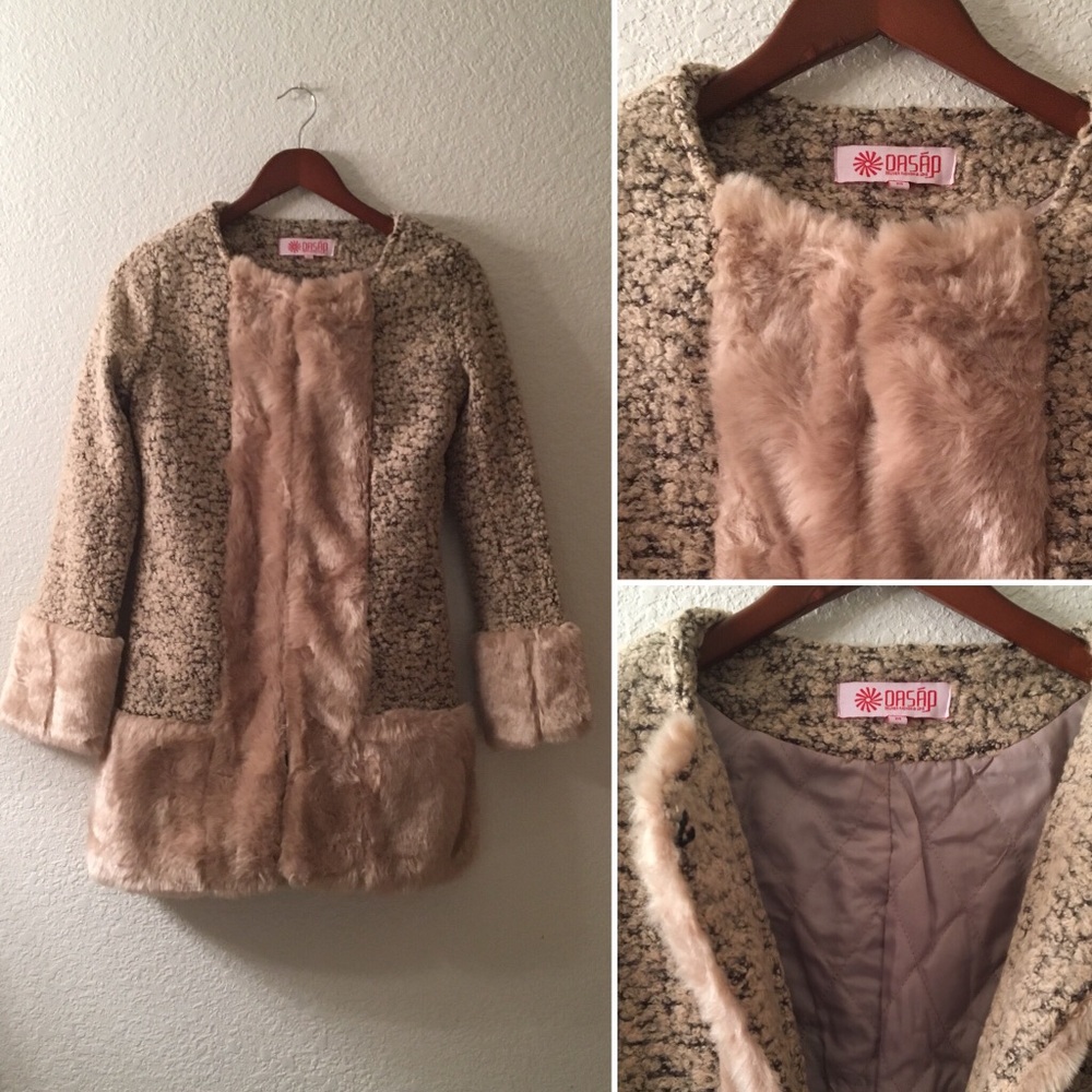 OASAP Coat w/ faux fur details and hook closure