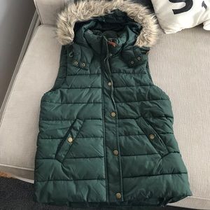 Fall puffer vest!