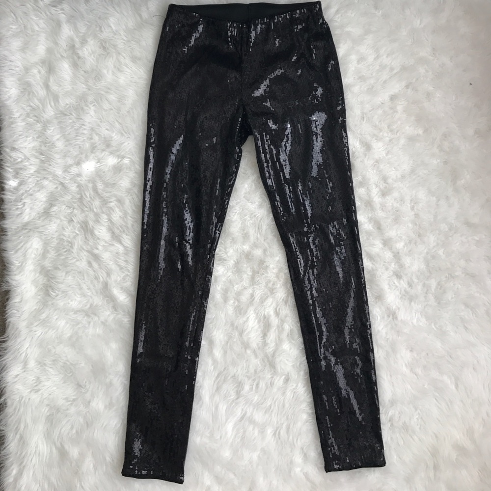 Sequence pants