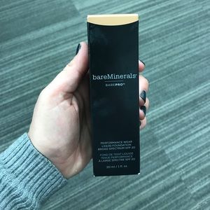 BareMinerqls Liquid Foundation