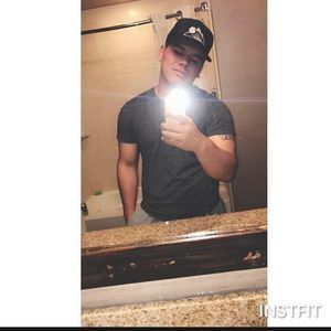 Meet your Posher, Casey