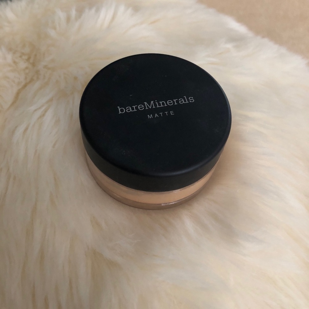 Bare minerals matte foundation