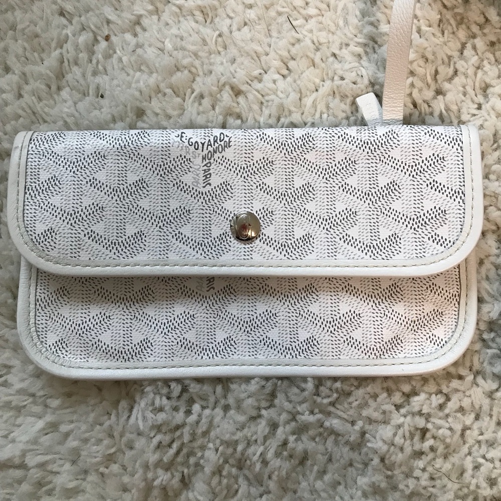 White authentic Goyard wallet / pouch