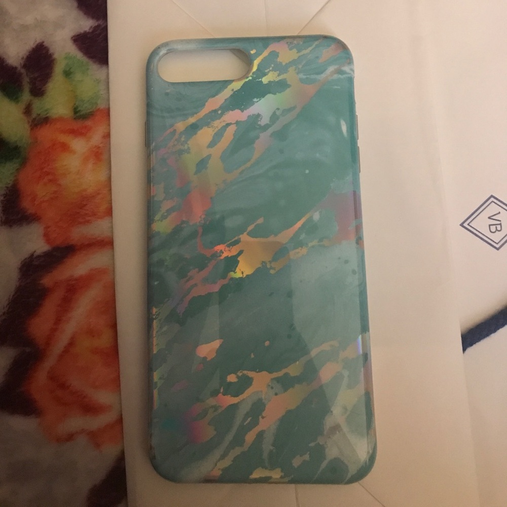 ✅SOLD✅Holographic iphone 7/8 plus case