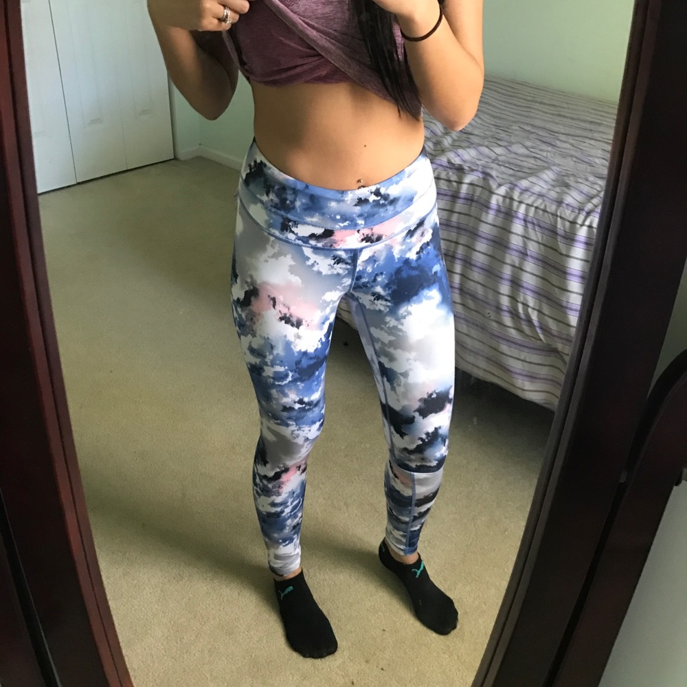 Lucy legging cloud pattern xs