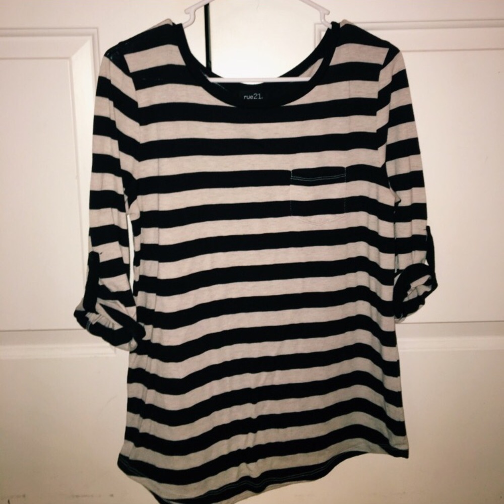 Striped 3/4 Sleeve Shirt