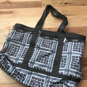 Le Sportsac tote