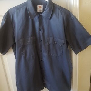 Men's gray button up shirt