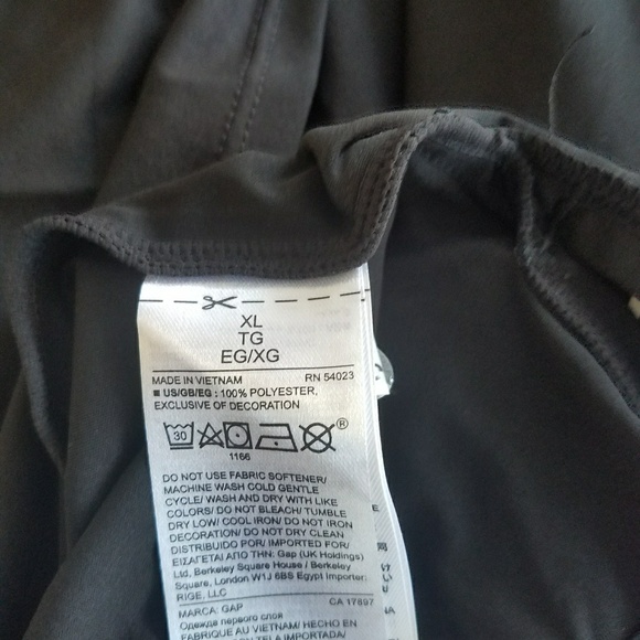 GAP top - Picture 4 of 6