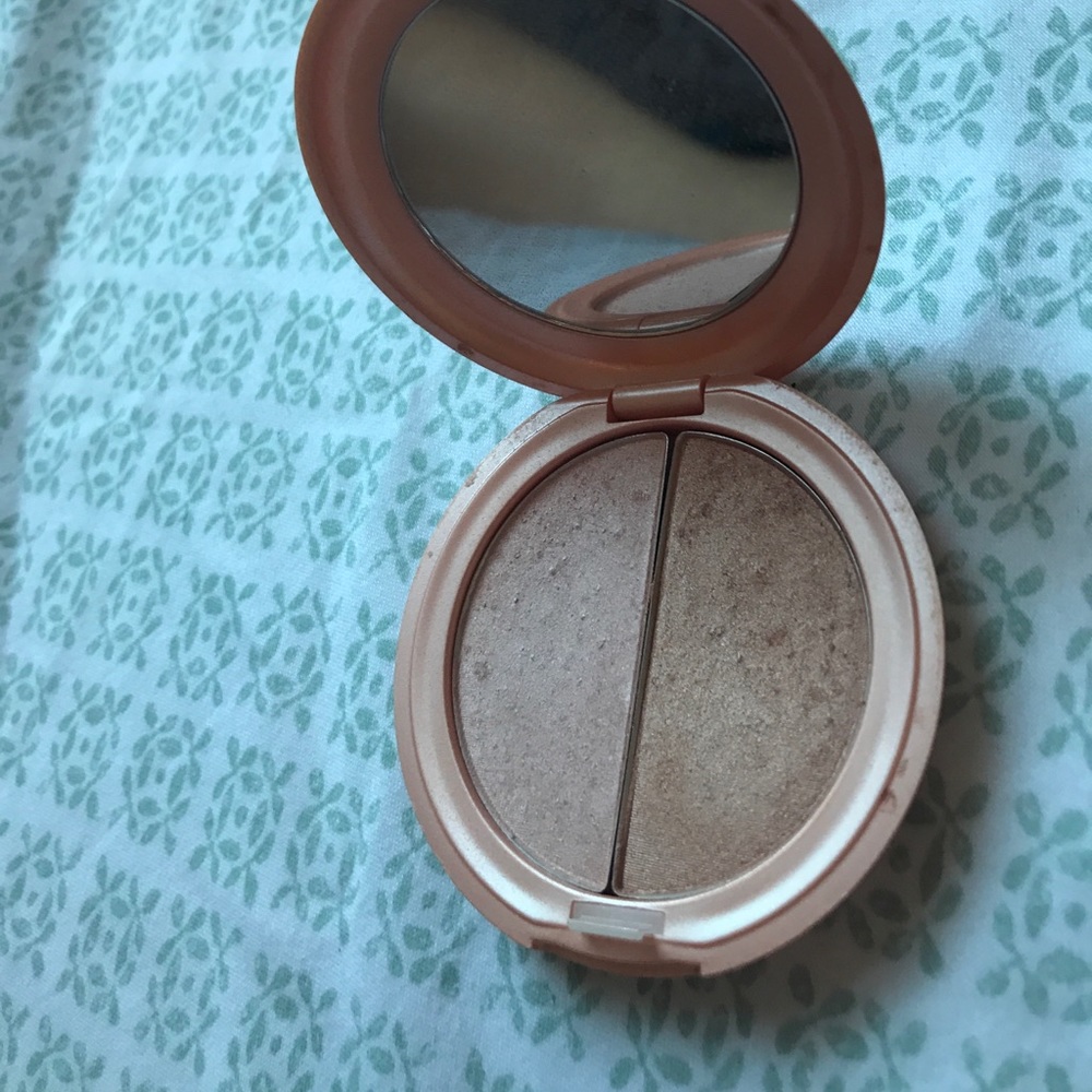 Stila highlighter