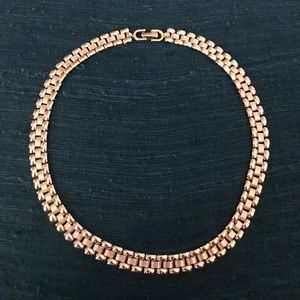 Silver linked choker necklace